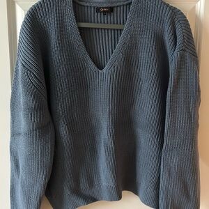 Quince 100% Organic Cotton Fisherman V-Neck Sweater